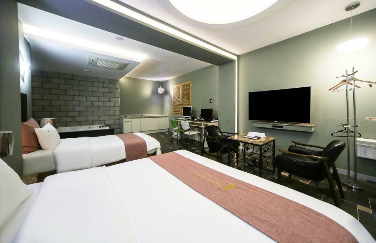 Dubai Hotel Cheongju Luaran gambar